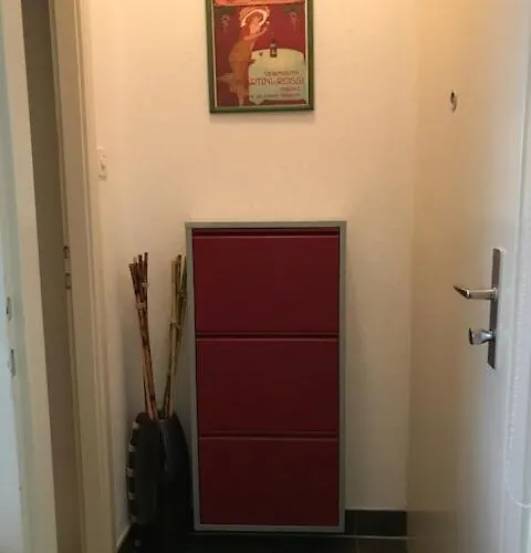 Charming Metro Stop Delice Apartamento Lausana